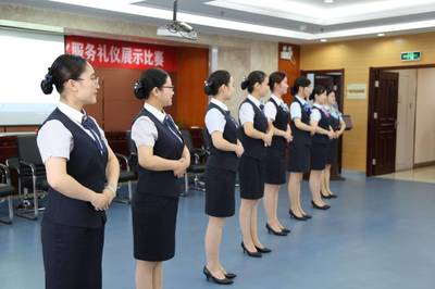 仪展风采 礼润窗口——扬州市住房公积金系统成功举办首届窗口标准化服务礼仪展示比赛